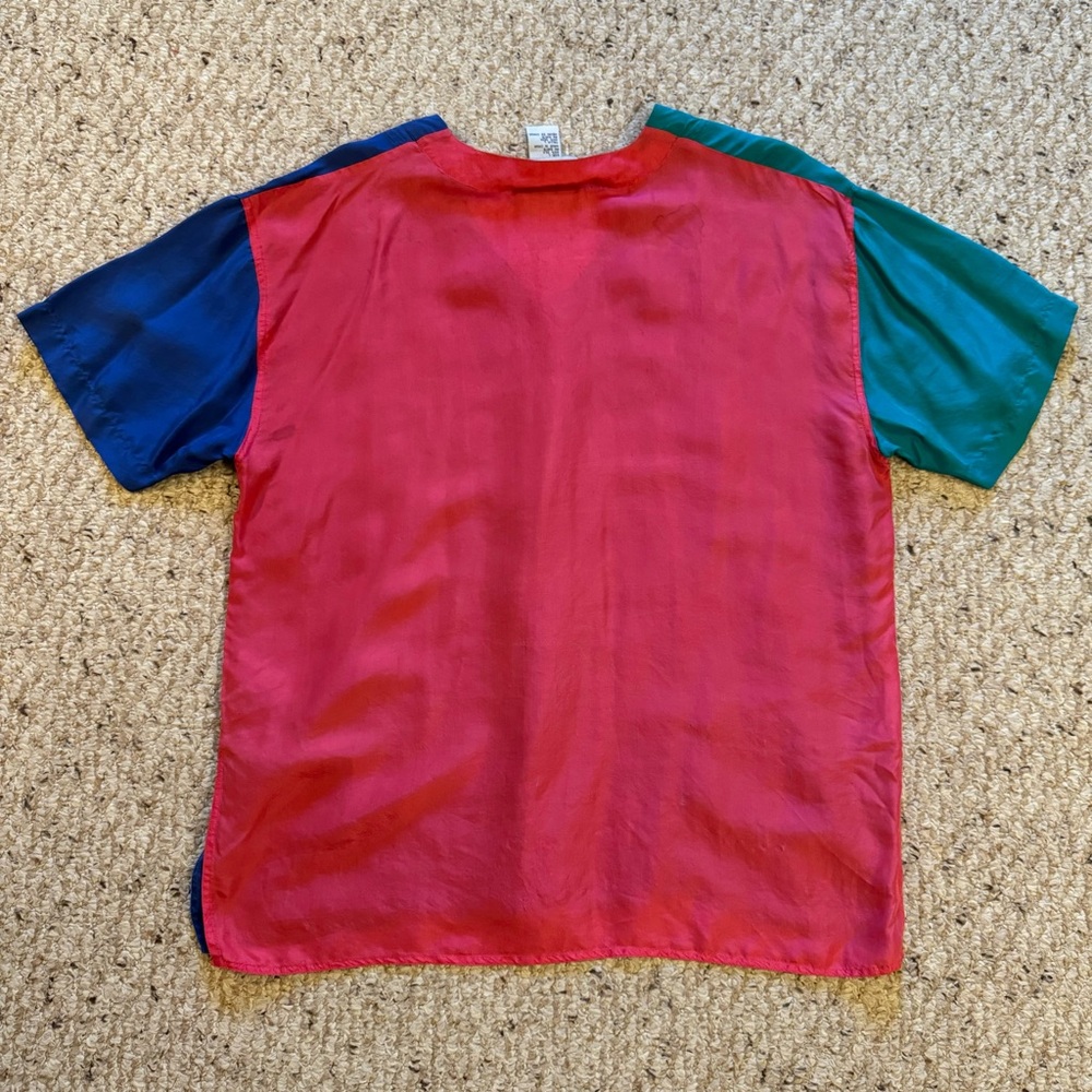 *3 for $9* Vintage Silk Colorblock Blouse - Picture 6 of 14